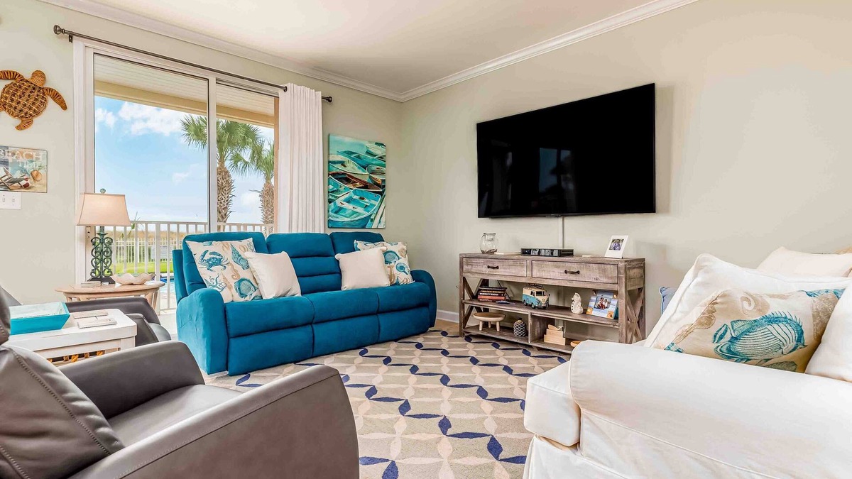 Dauphin Island Condo | Ground-floor condo with beachfront access, pool, patio, & 2 full kitchens