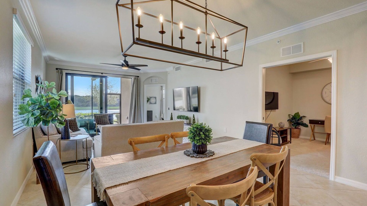 Lakewood Ranch Condo | GROUND FLOOR End unit 2 Bed/2bath+Den, Beautiful water view, 2 Golf Courses