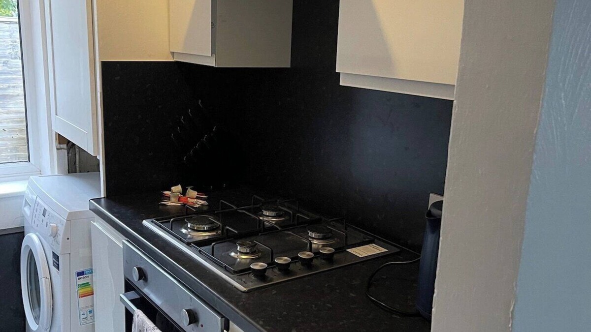 Reading Apartment | Ground-floor Maisonette