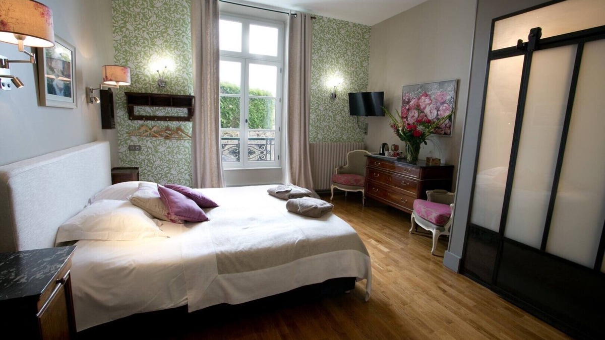 Etaule House | Ground Floor Room Disability Access