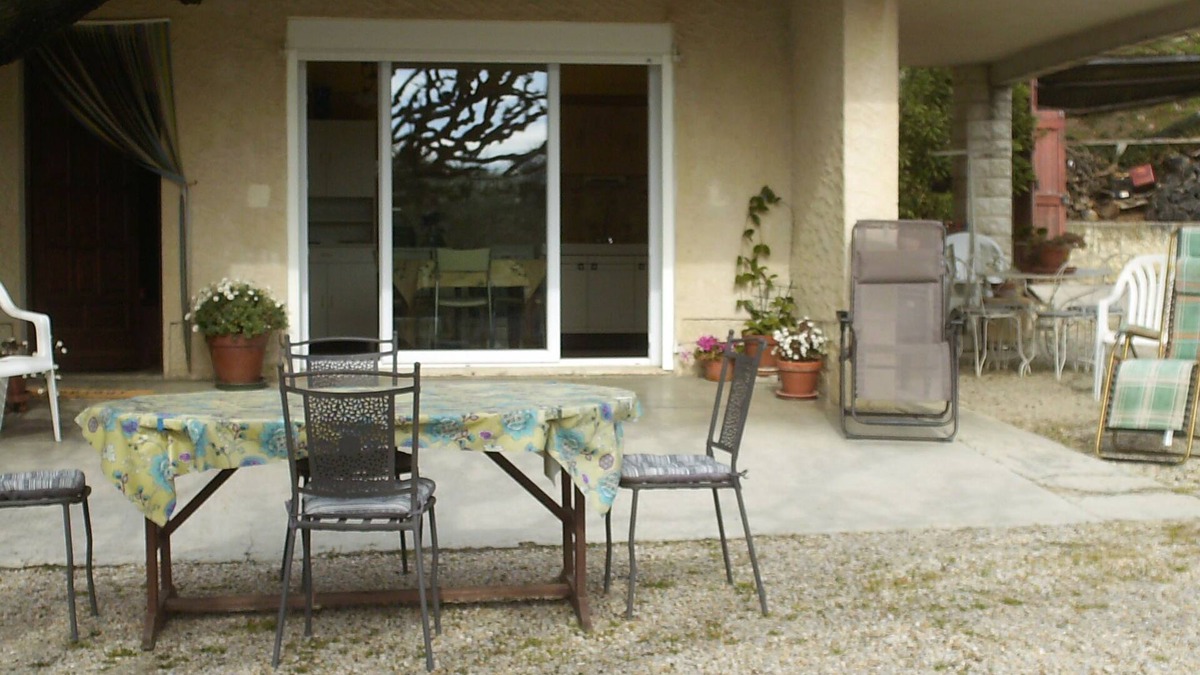 Saint-Romain-en-Viennois Apartment | Ground floor of a villa