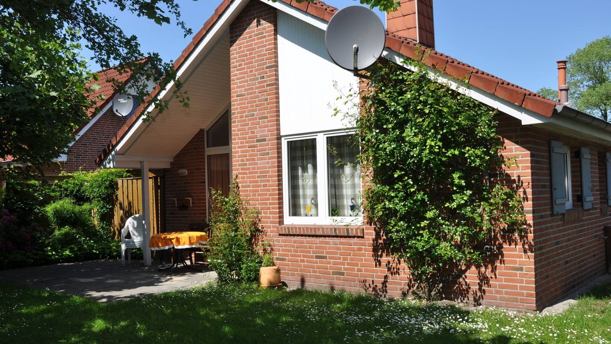 Papenburg House | Ground-level bungalow for living with 2 bedrooms for up to 4 people