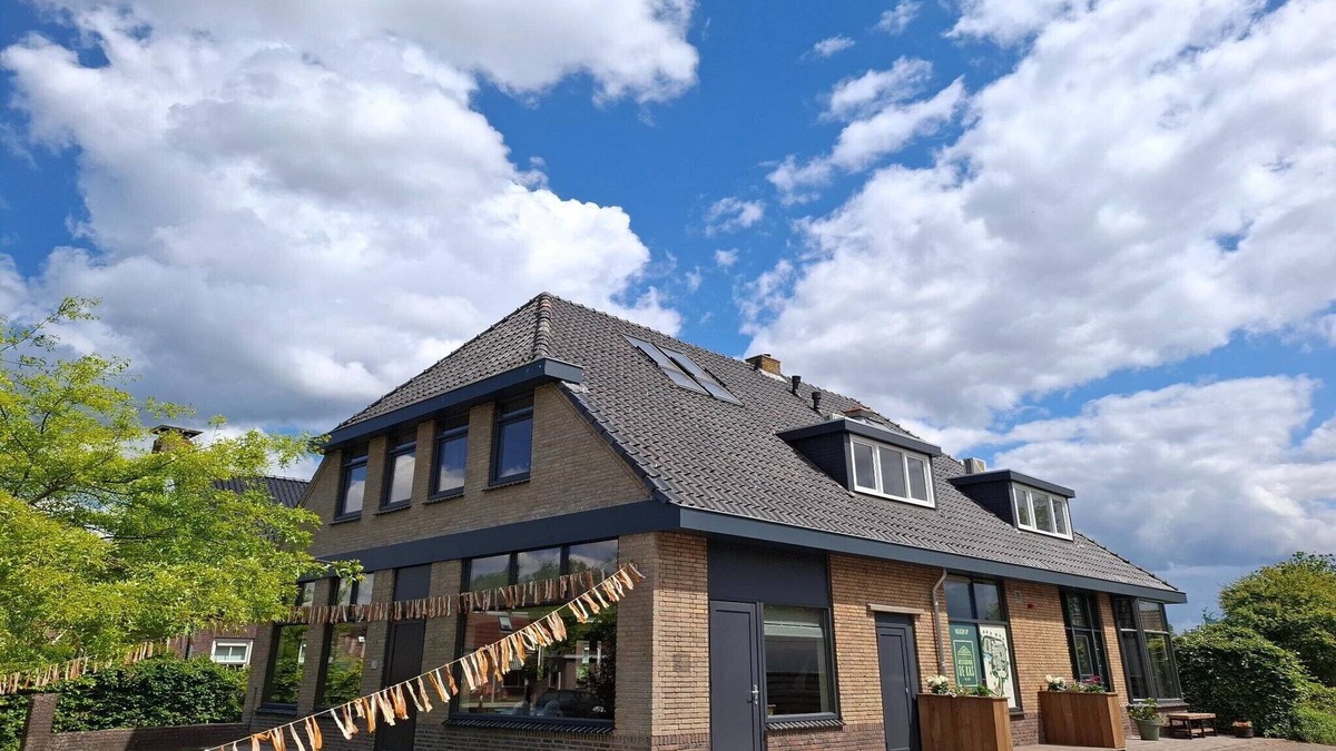 Scherpenzeel House | Group accommodation for 40 guests