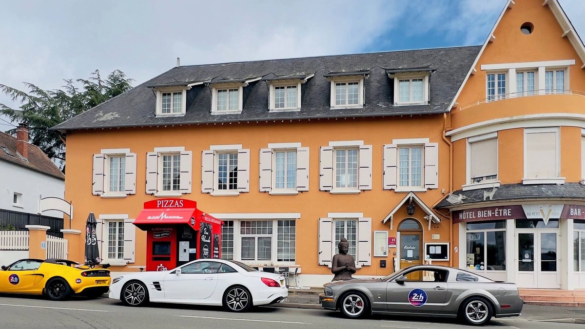 Vivoin Bed & Breakfast | Group gîte, jacuzzi-sauna-heated pool 43prs