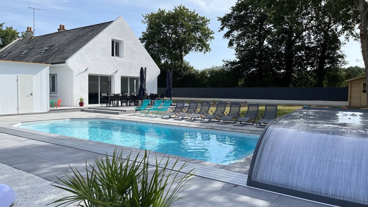 Herbignac House | Group gîte (18/20 pers) with heated swimming pool