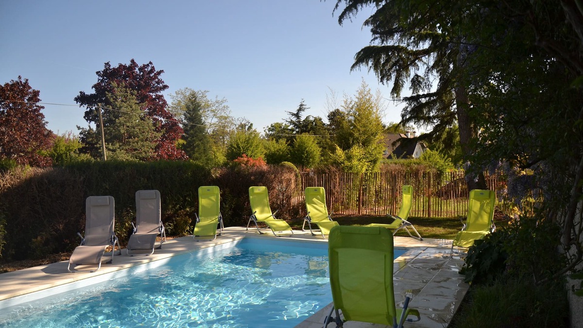 Blois House | Group gîte with pool and SPA in Blois