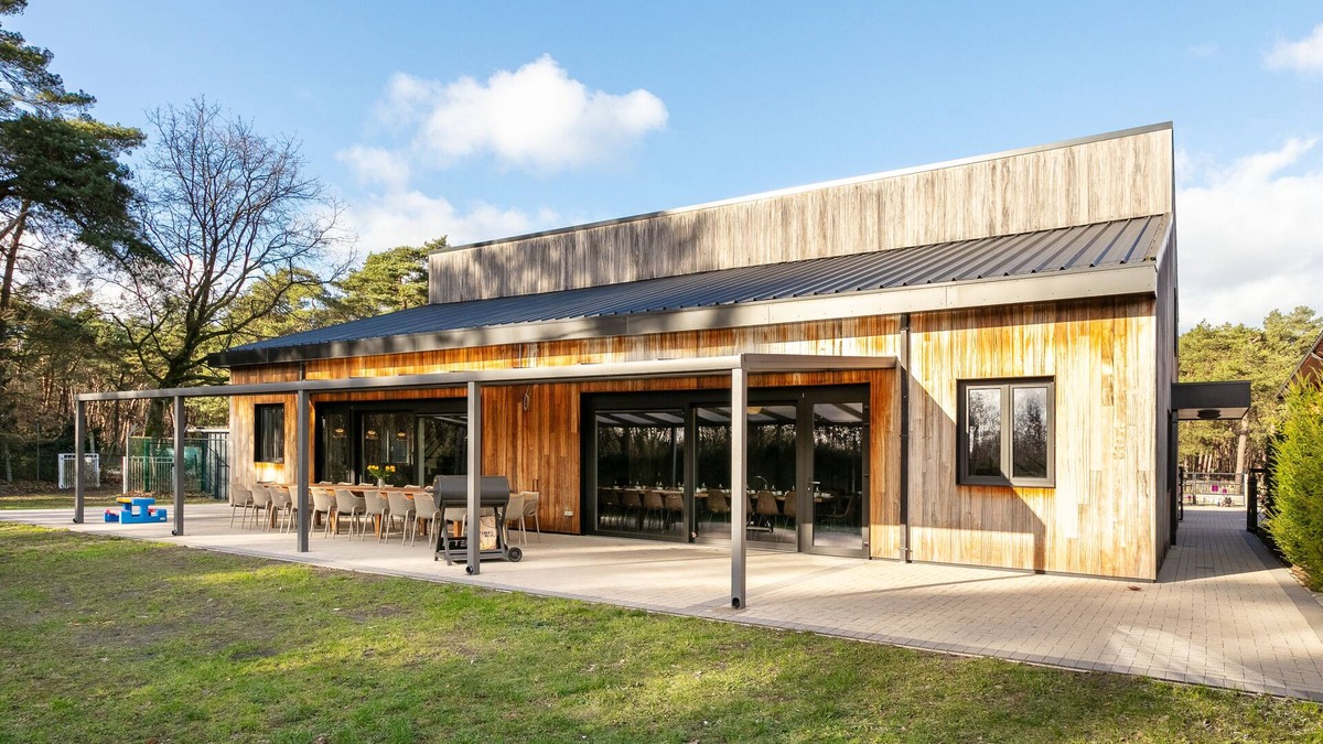 Eksel House | Group house on the grounds of a holiday park