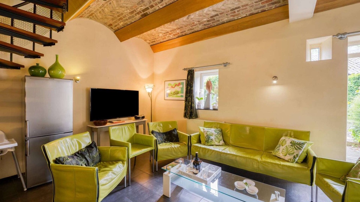 Mesch Apartment | Group Retreat in Mesch