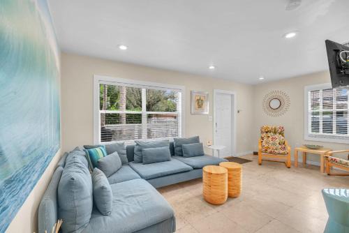 Southwest Coconut Grove House | Grove Bay Bungalow - 2/2 Gated Cottage-Walk to Bay