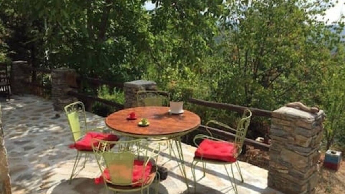 Milies Cottage | Grove Cottage Pelion
