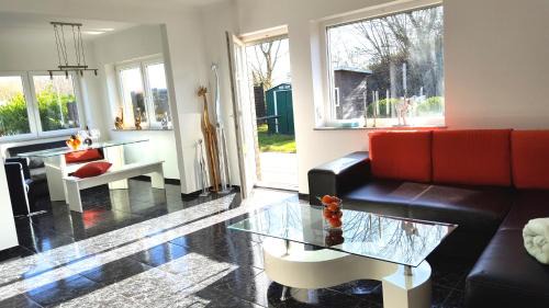 Schaar Apartment | Gruener Garten