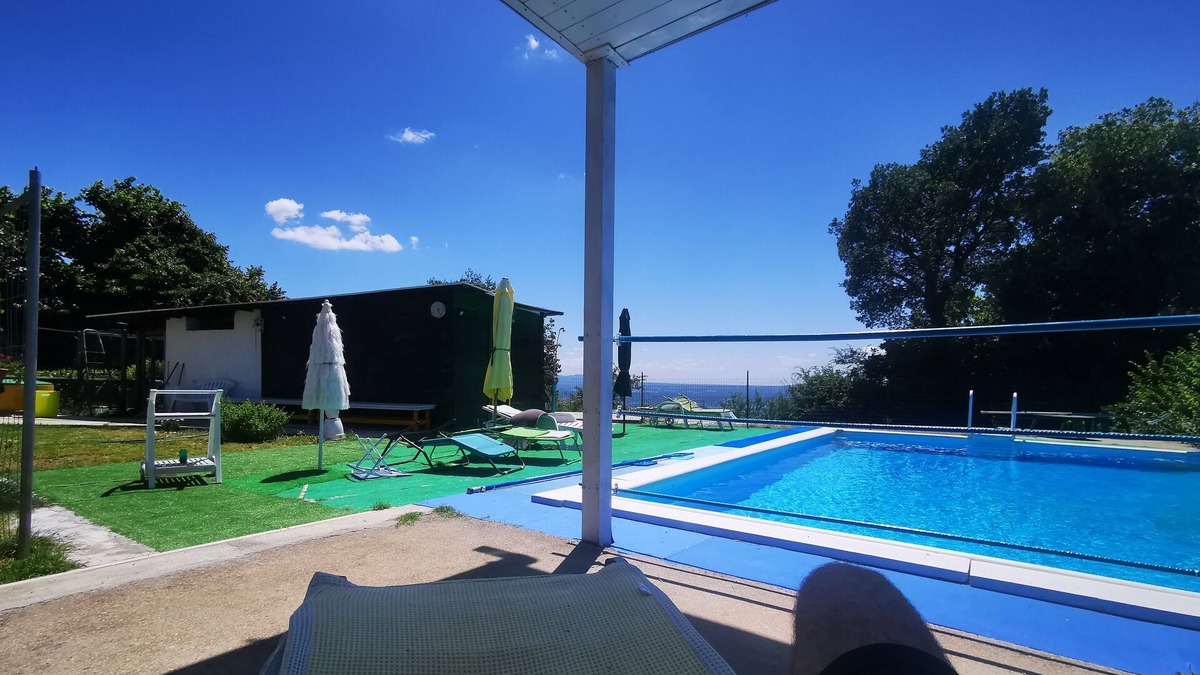Guardea House | Guardea Holiday Home