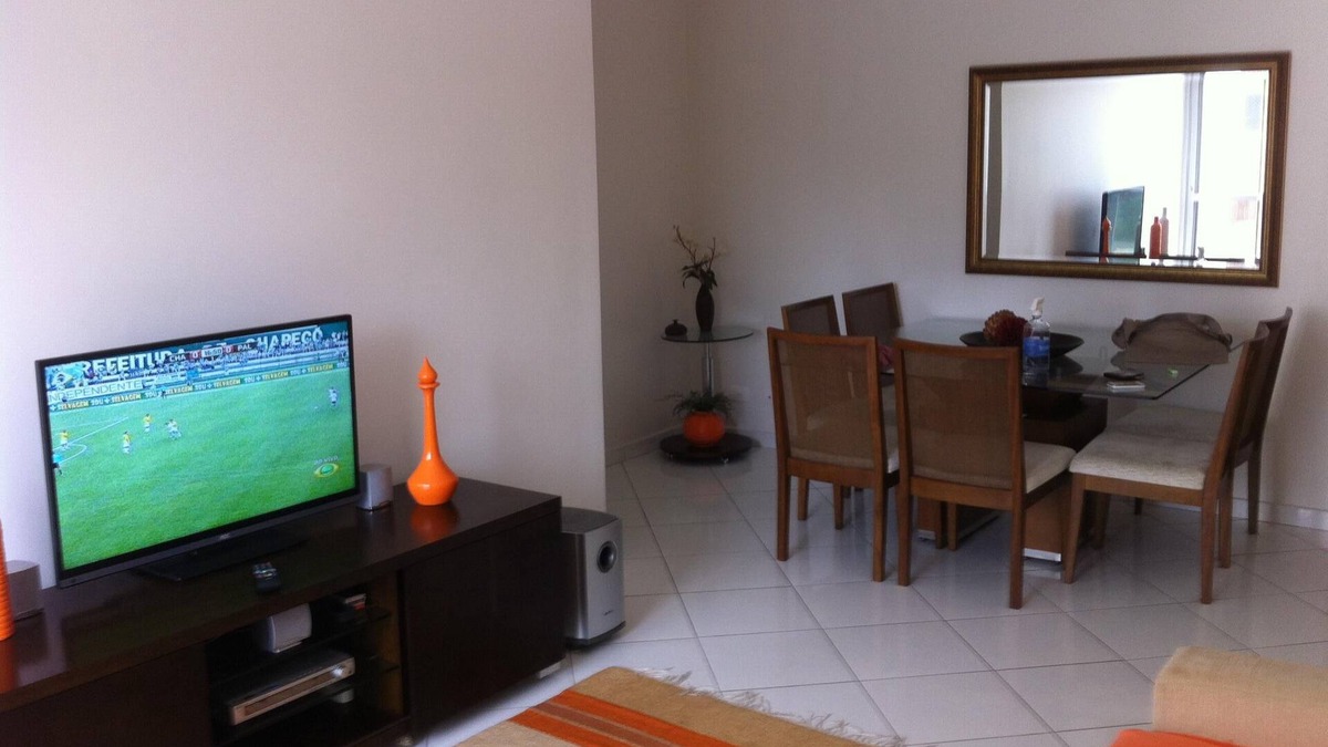 Vila Maia Apartment | Guarujá - 3 bed. in Pitangueiras, Wi-Fi, 2 parking spaces, sleeps 10 people