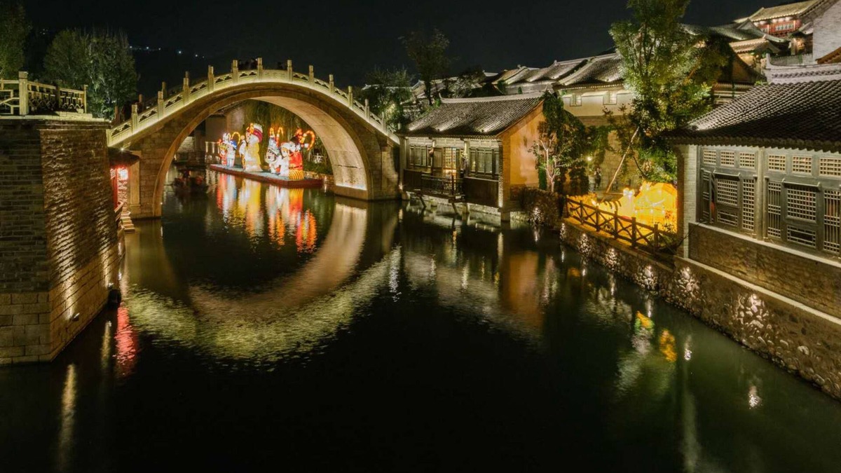 Gubei Water Town Apartment | Gubei Water Town Vacation Loft