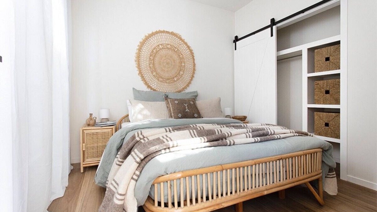 Currumbin House | Guest Abode - walk to beach and Currumbin wildlife sanctuary
