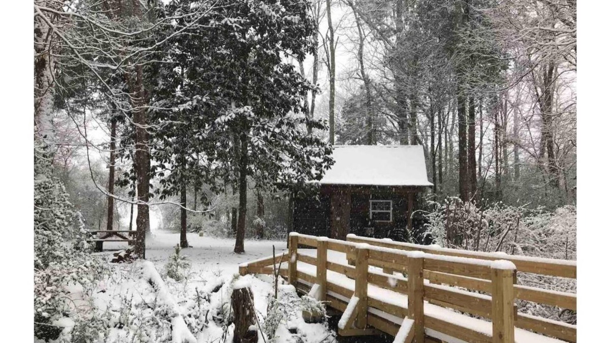 Ooltewah Cabin | Guest Cabin at Hidden Hills Farm & Saddle Club