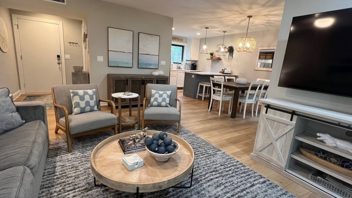 Seabrook Island Villa | Guest favorite. Half mile to beach. Club access.
