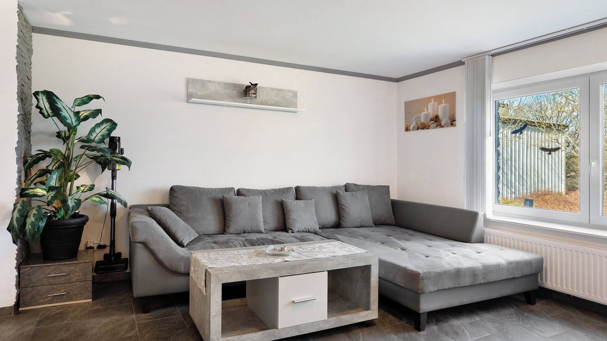 Nehmten House | Guest House 'Deluxe Fewo Zw Plöner See U Ostsee' with Balcony and Wi-Fi