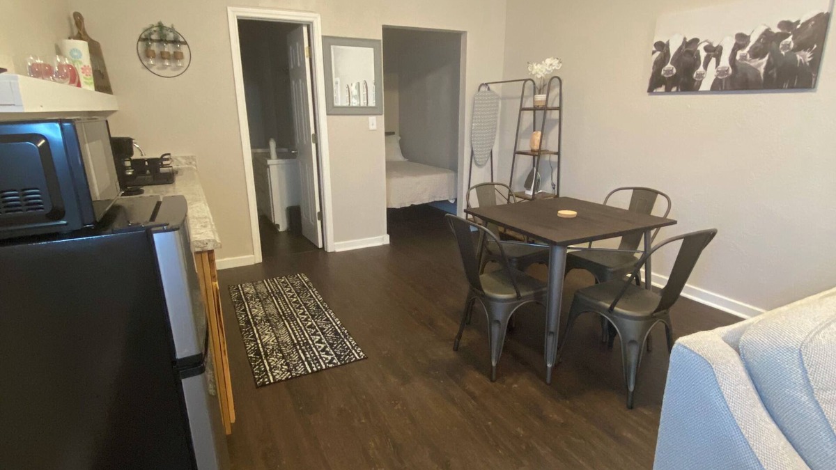 Beaumont Apartment | Guest House in Beaumont.