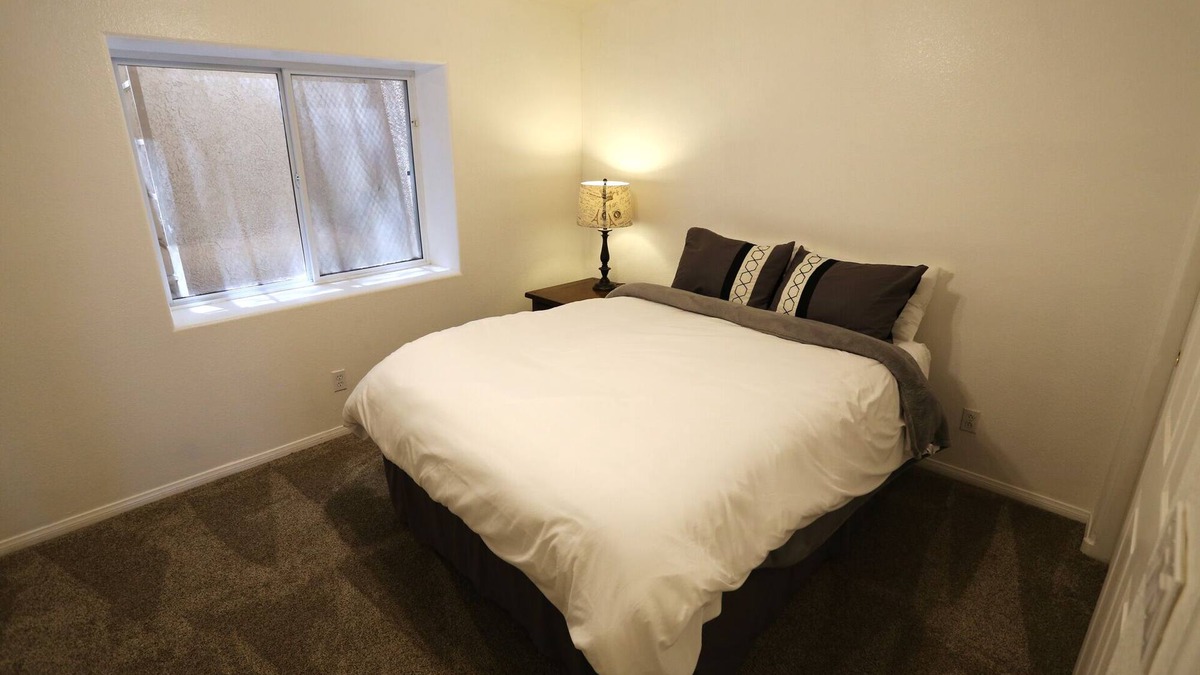 Boulder City House | Guest house in Boulder City, NV -Close to the Hoover Dam and Historical downtown