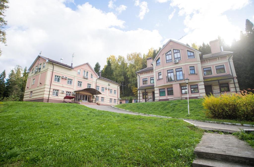 Plyos House | Guest House Itil
