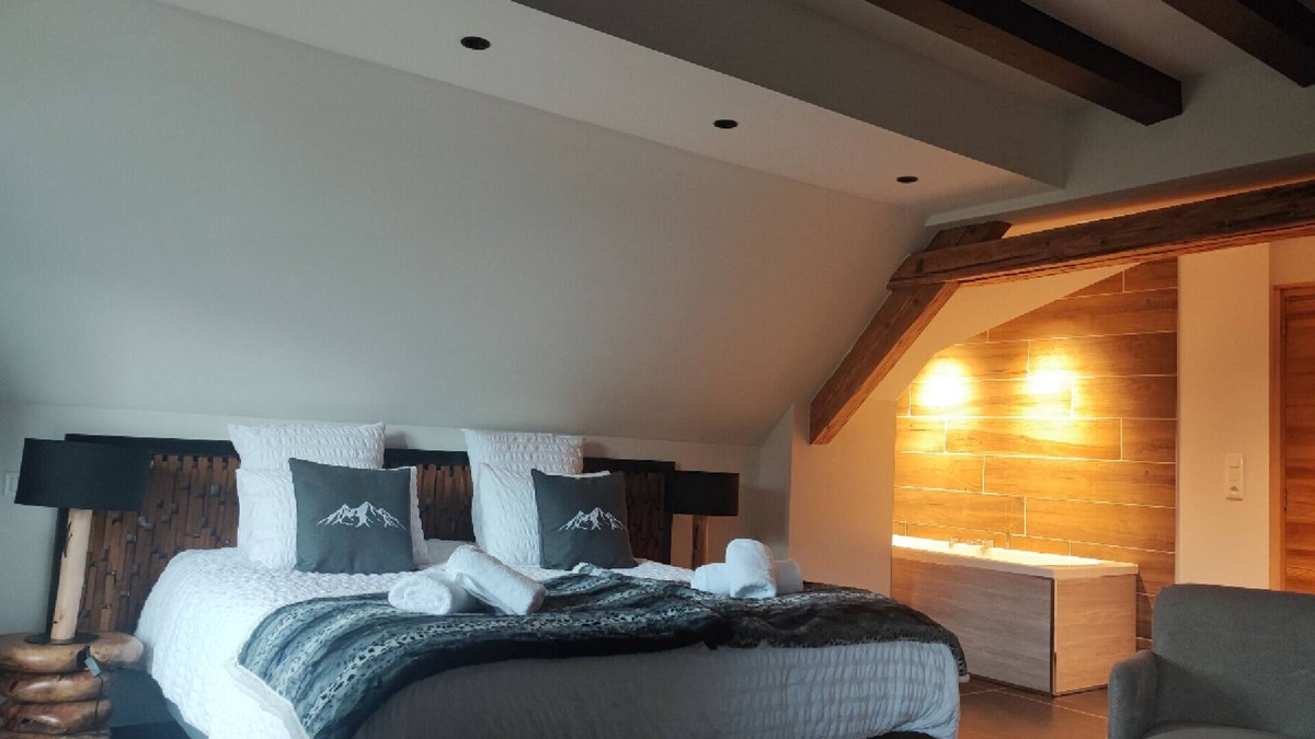 Metabief House | Guest house located in the heart of the village of Métabief, fully equipped luxu