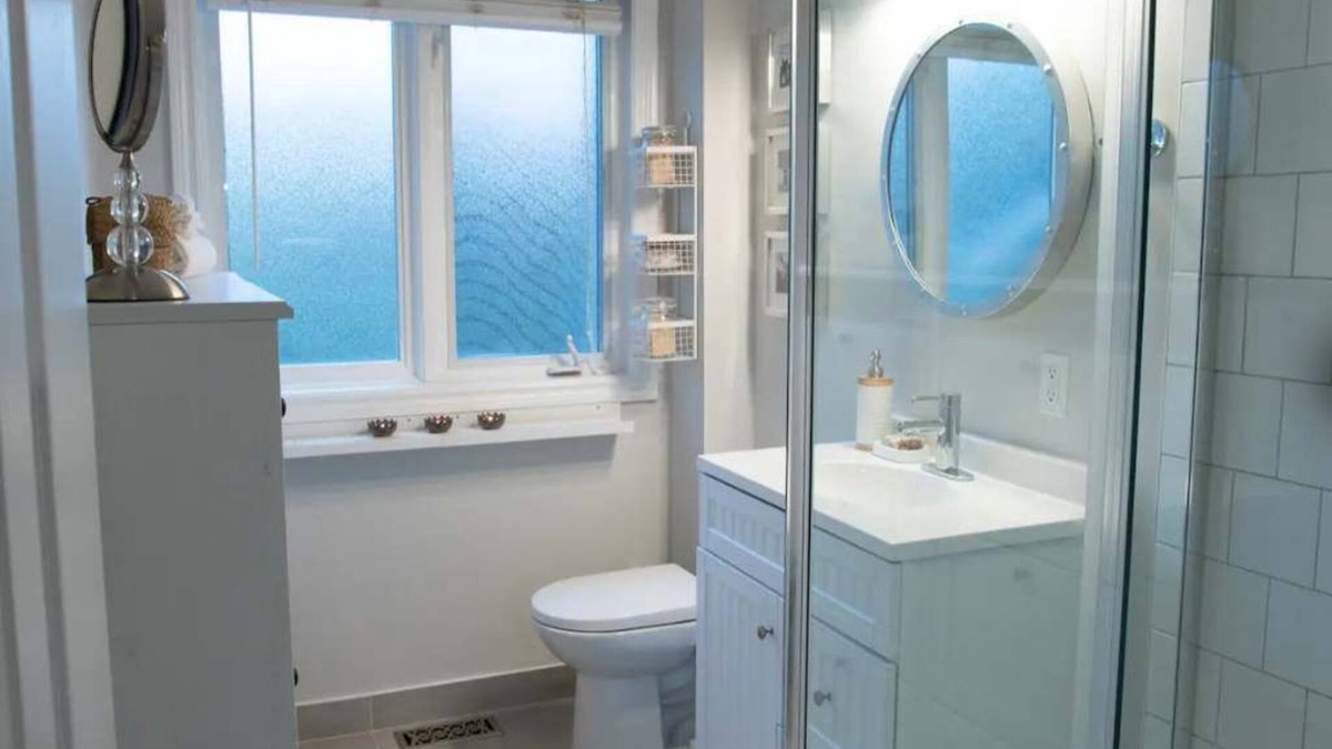 Kitchener House | Guest house near Victoria Park