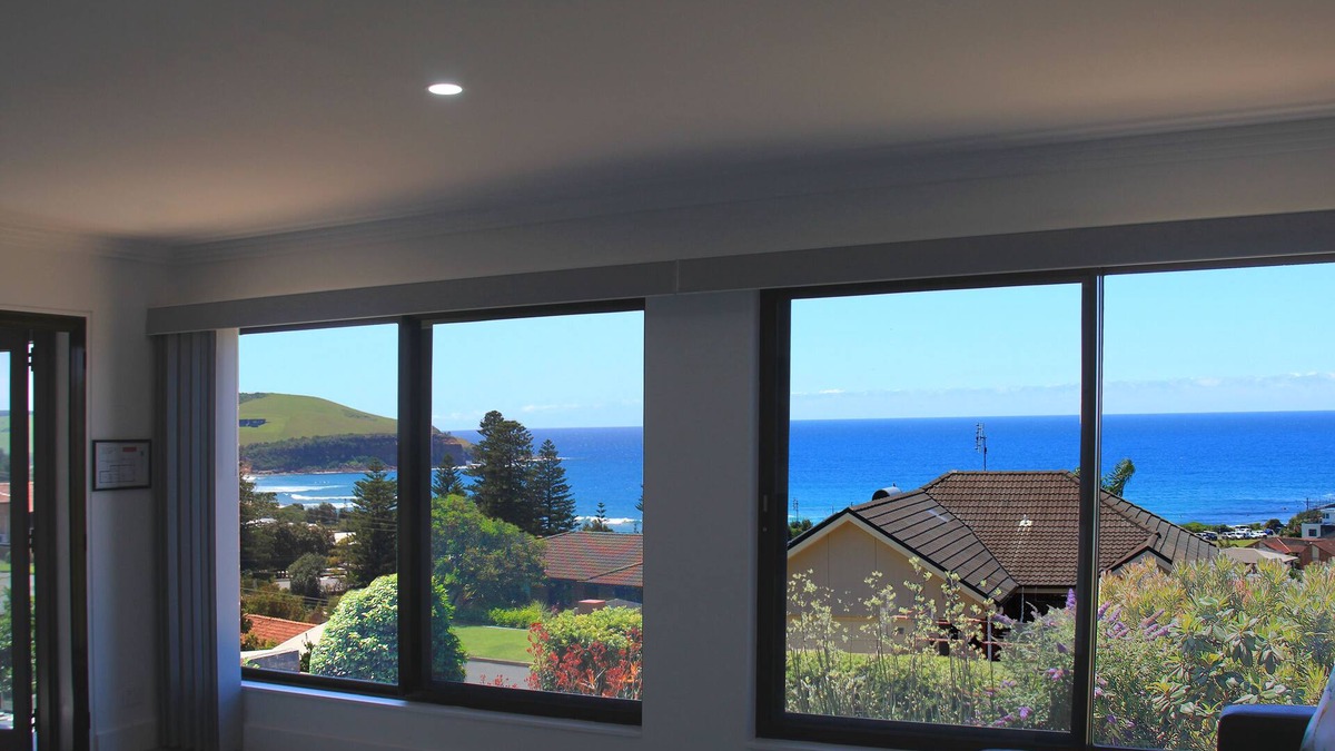 Gerringong Apartment | Guest House with Magnificent Ocean Views