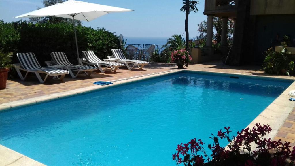 Espero-Pax Villa | Guest House with Panoramic Views, near Cannes