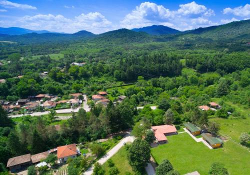 Kravenik Villa | Guest Houses Apriltsi