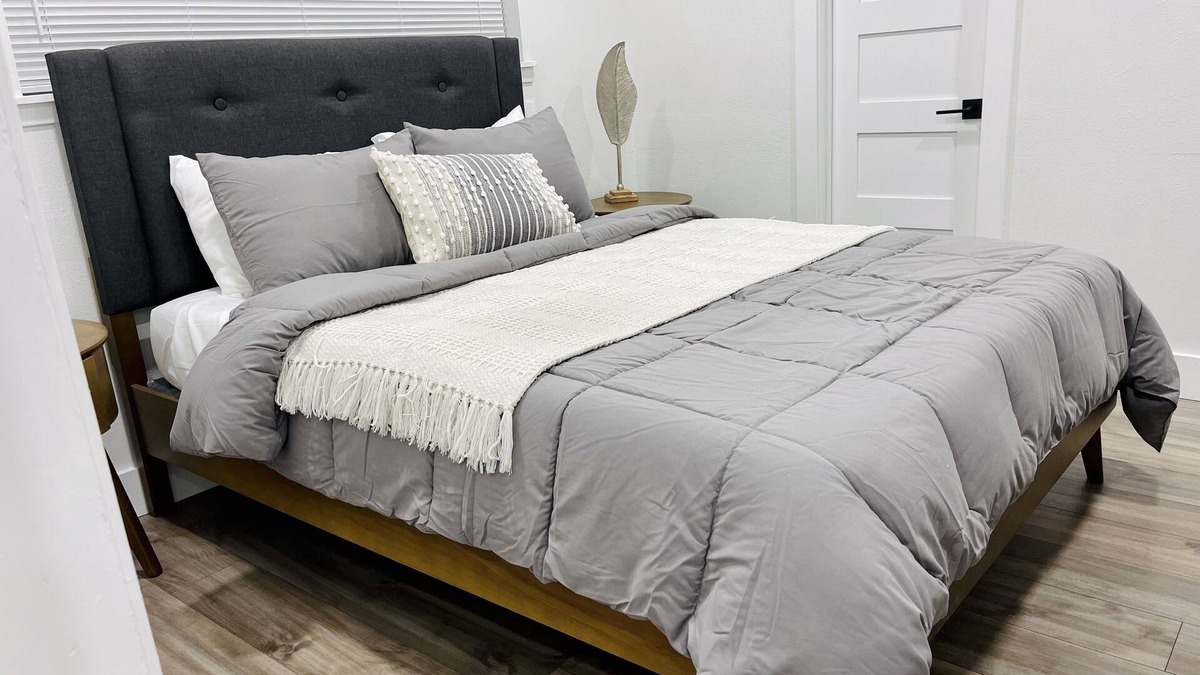Huntsville Apartment | Guest Studio - Blocks from SHSU!
