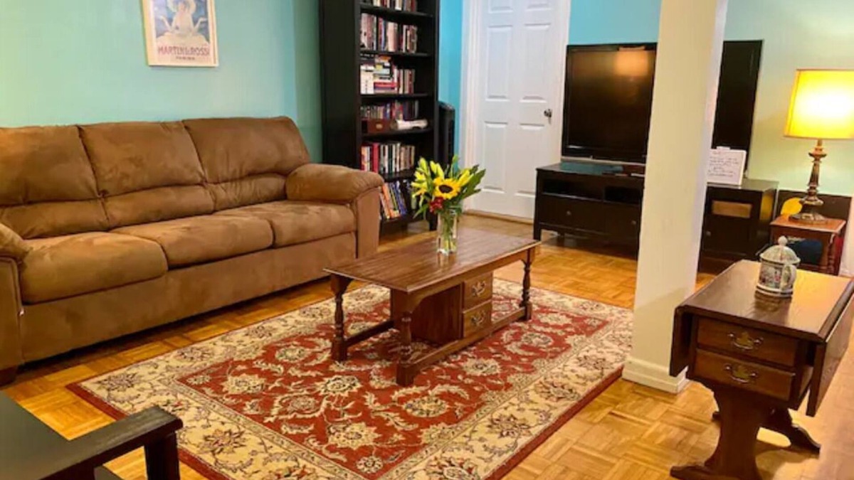 Oyster Bay House | Guest Suite in Oyster Bay