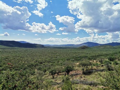 Omaruru House | Guestfarm Camp Oubokberg