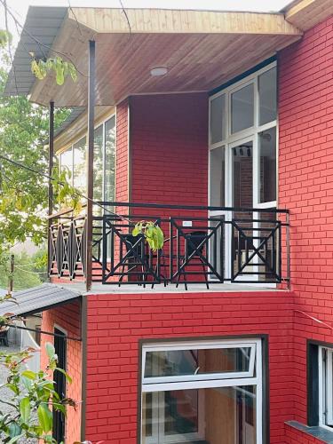 Likani House | guesthause Tba Inn
