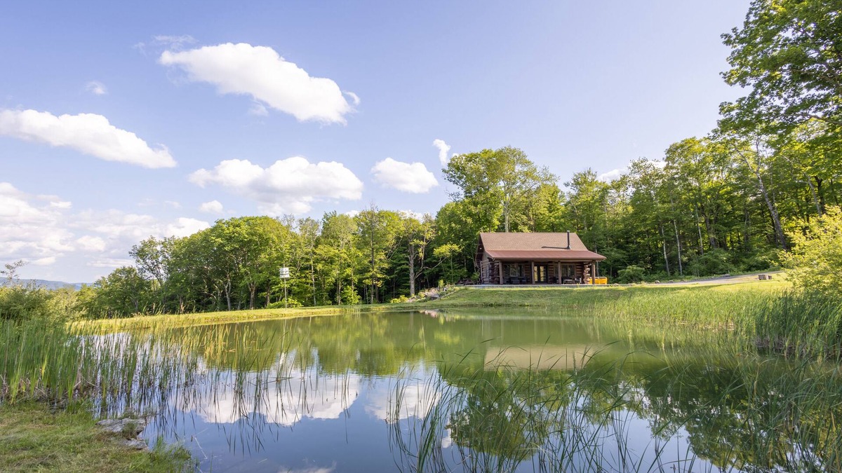 Mount Washington Cabin | Guesthouse Cabin vacation rentals in Berkshire County