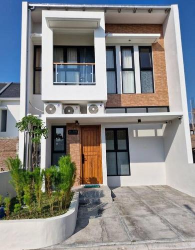 Timbulharjo House | Guesthouse Jogja Selatan 2 Yogya South-Bantul Casa de Joy