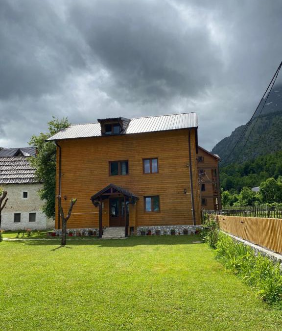 Kukes County House | Guesthouse Mehmeti