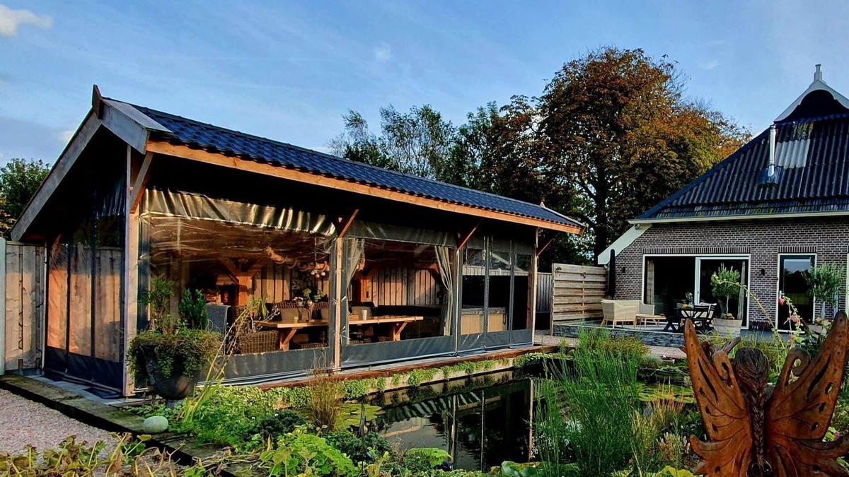 Oldekerk Apartment | Guesthouse the Barn with private whirlpool