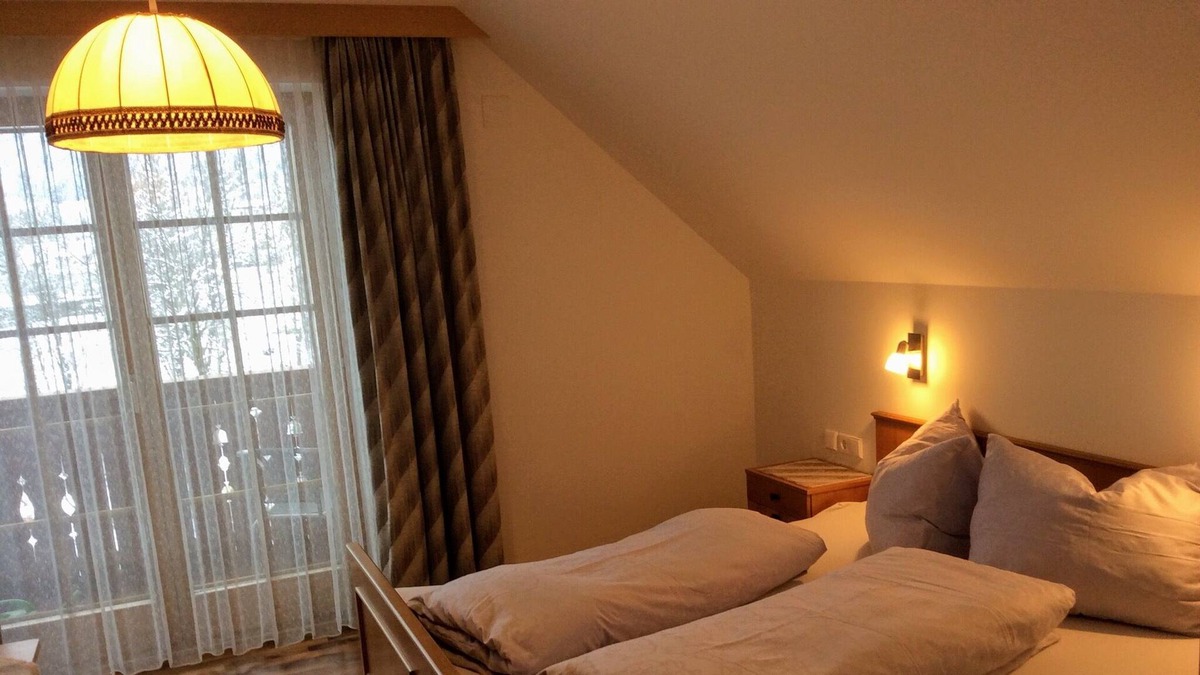 Weissbriach Bed & Breakfast | Guesthouse Wastian - 25 m2 double room, breakfast included in the price