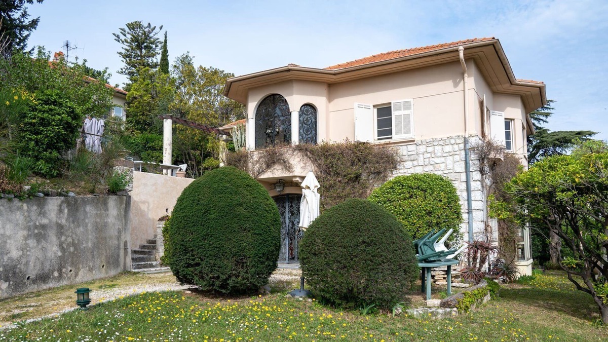 Caucade Villa | GuestReady - Elegant villa in Nice