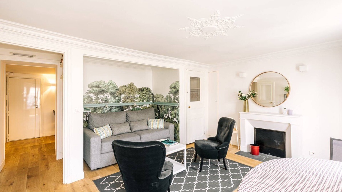 Saint-Germain-l'Auxerrois Apartment | GuestReady - Incredible Parisian Ap in the 7th arr