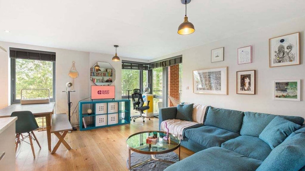 Leabridge Apartment | GuestReady - Lovely family retreat in London
