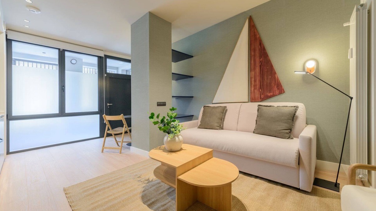 Ciudad Universitaria Apartment | GuestReady - Modern Madrid Dúplex