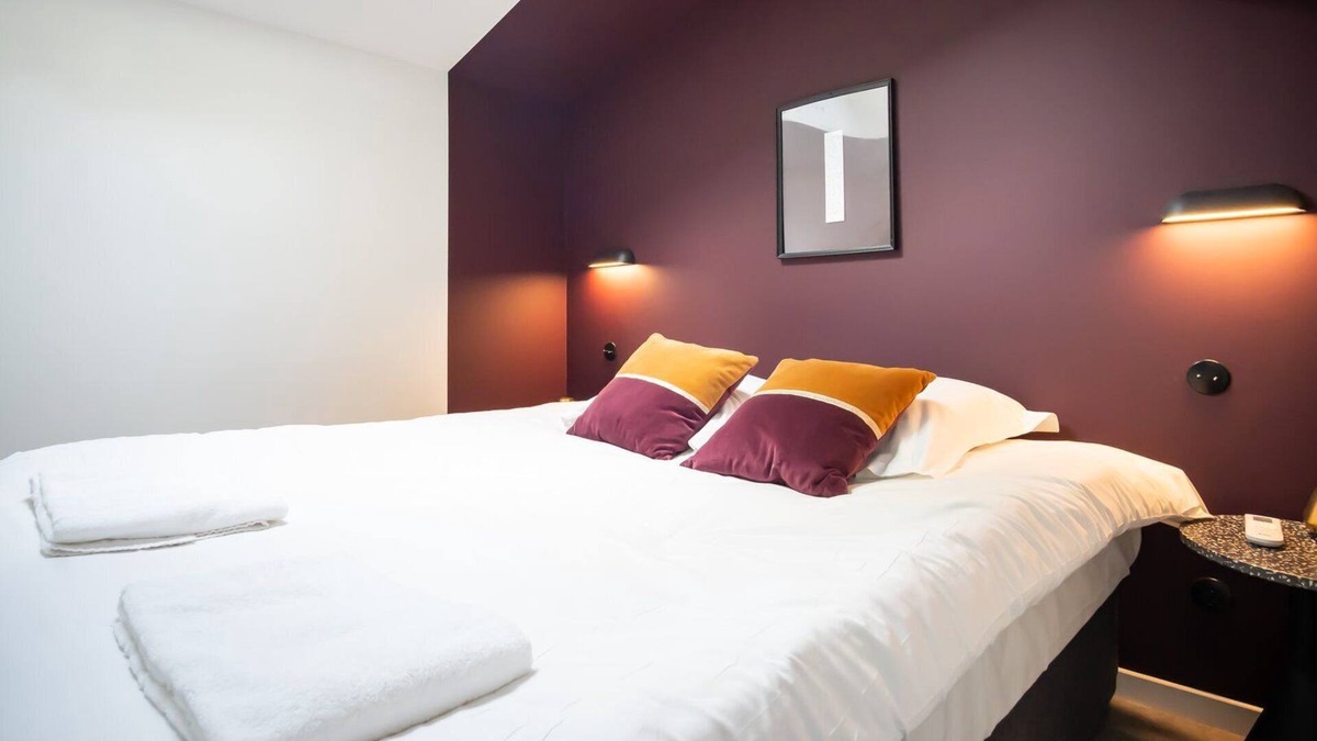 Poincare - Foch - Anatole France - Croix de Bourgogne Apartment | GuestReady - Ray of sunshine in the city centre