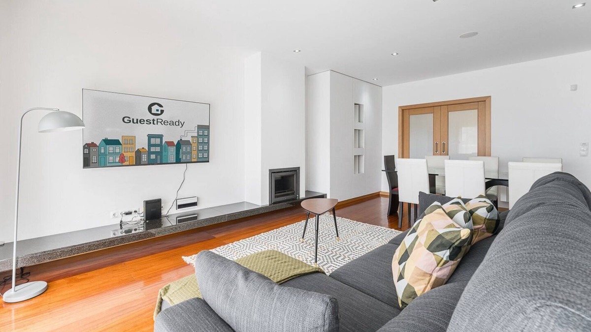 Vila Nova de Gaia Apartment | GuestReady - Sophistication and refinement