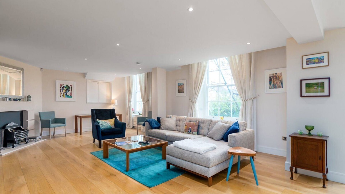 Clapham Apartment | GuestReady - Spacious Apartment in Clapham Town