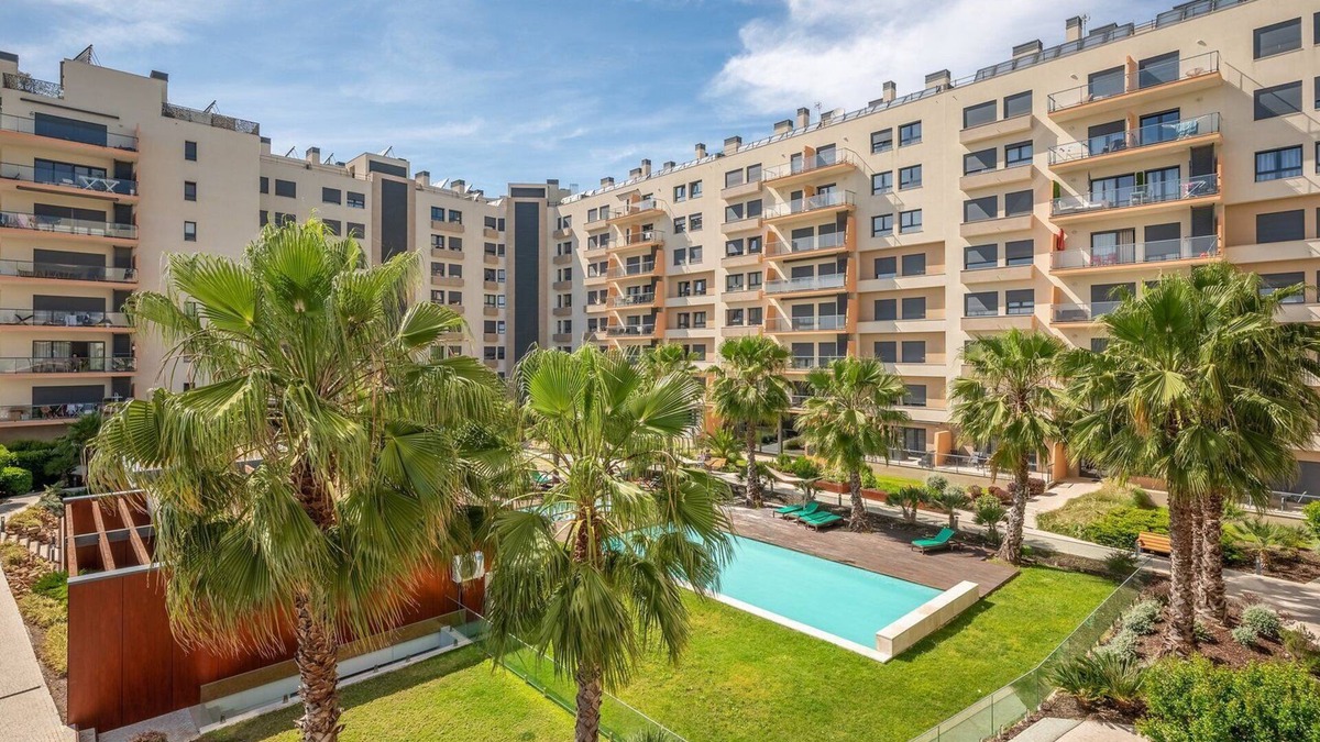 Seixal Apartment | GuestReady - Tranquil Seixal Haven