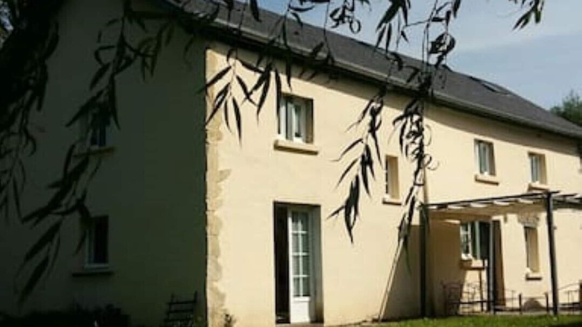 Barcus House | ---- Guichalia House ---