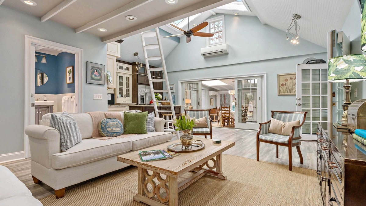 Guilford Cottage | Guilford Carriage House at Granite Lodge!