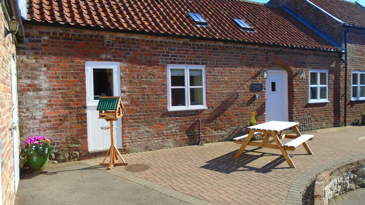 Buckton Cottage | Guillemot Cottage stunningly converted stables
